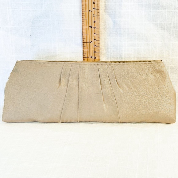 Nitebags Metallic Gold Fabric Clutch - NWOT - Picture 8 of 9